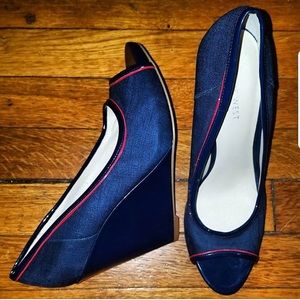 New Nine West Wedges
